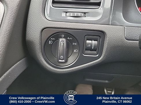 Used 2018 Volkswagen Golf Alltrack SE image 12