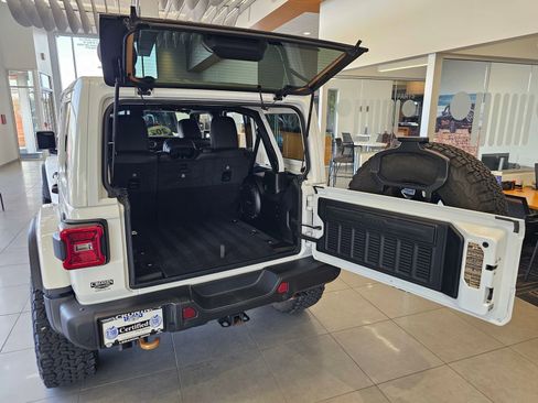 Used 2023 Jeep Wrangler Unlimited Rubicon 392 AWD/4WD image 27