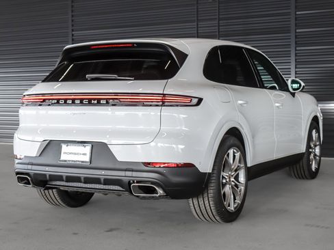 New 2026 Porsche Cayenne image 10