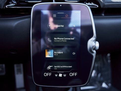 Used 2025 McLaren Artura image 72