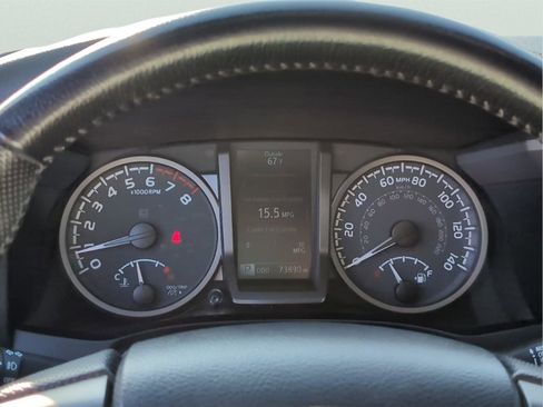 Used 2020 Toyota Tacoma TRD Off-Road w/ TRD Premium Off Road Package image 22