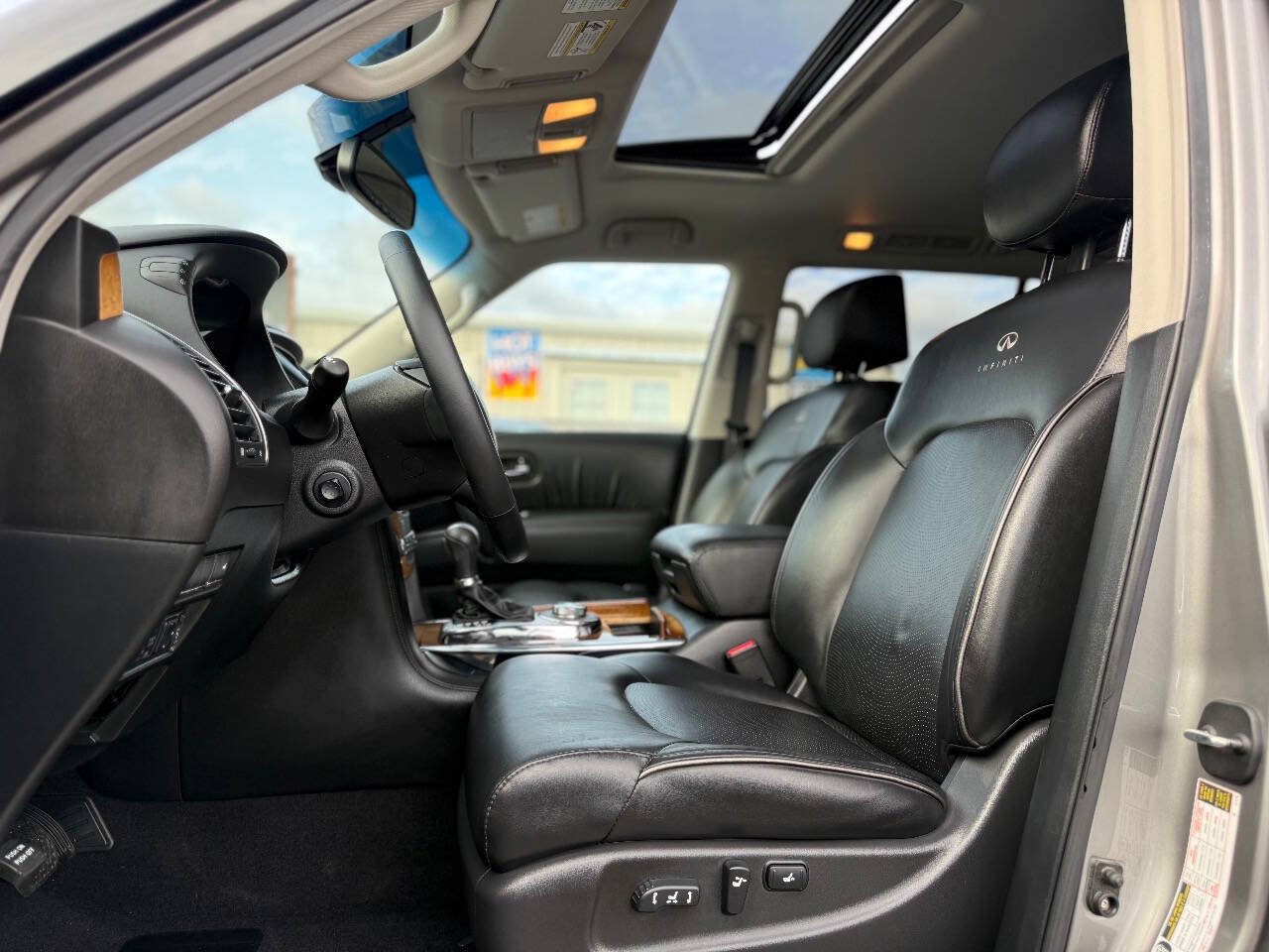 Used 2012 INFINITI QX56 4WD w/ Theater Pkg image 14