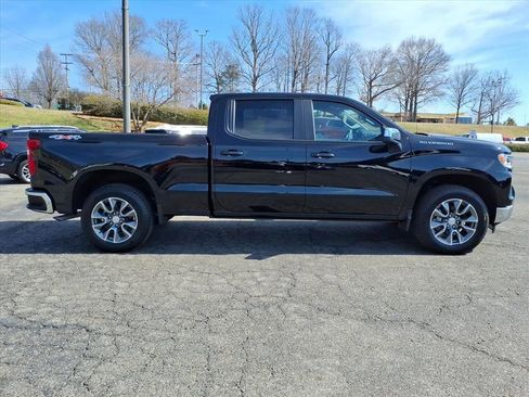 Used 2026 Chevrolet Silverado 1500 LT w/ Protection Package AWD/4WD image 2