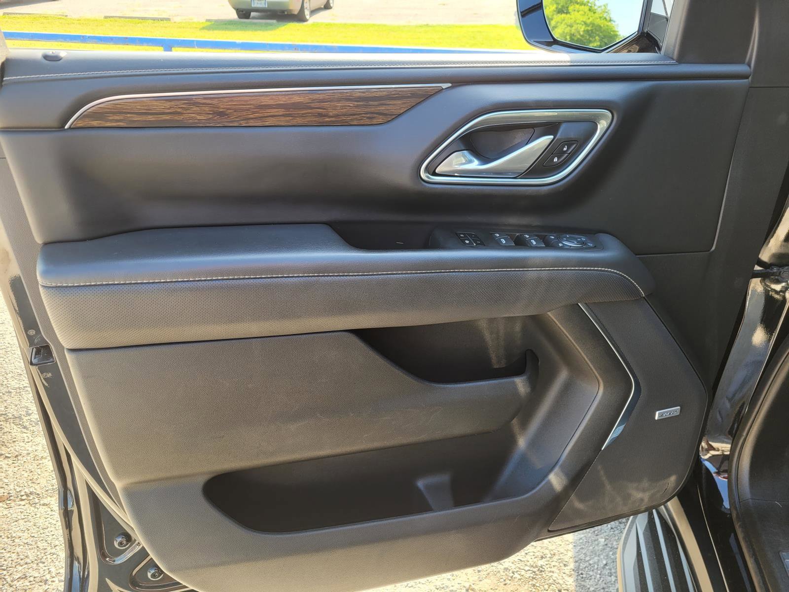 Used 2022 Chevrolet Suburban Premier AWD/4WD image 20