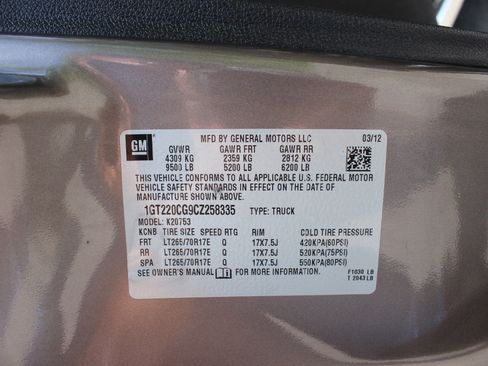 Used 2012 GMC Sierra 2500 SLE w/ Snow Plow Prep Package AWD/4WD image 38