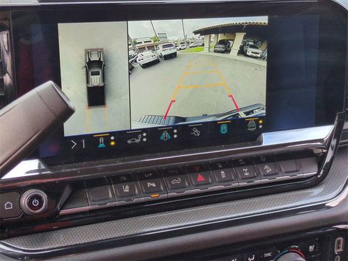 Certified 2025 Chevrolet Silverado 2500 ZR2 image 15