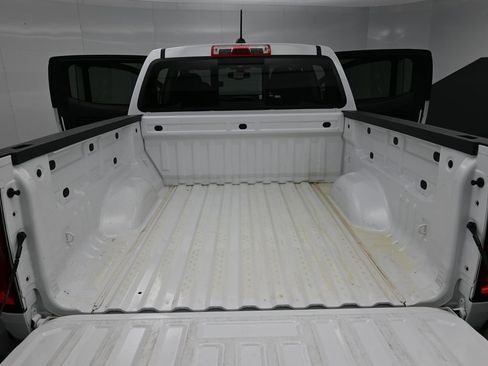 Used 2022 Chevrolet Colorado LT w/ Luxury Package image 36