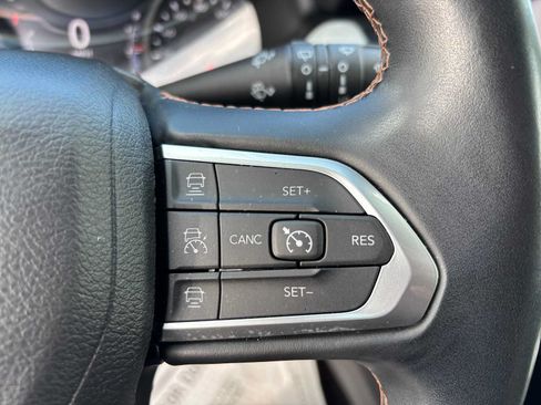 Used 2022 Jeep Compass Limited AWD/4WD image 23