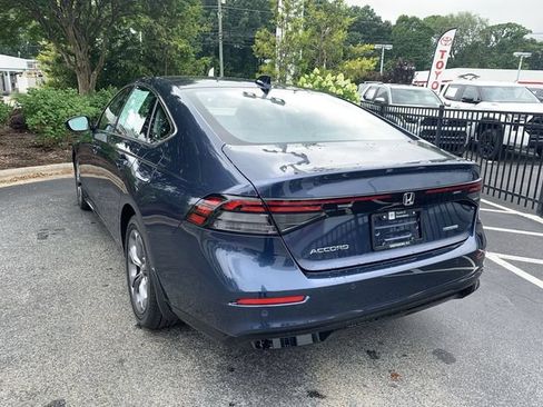 Used 2025 Honda Accord EX-L image 6
