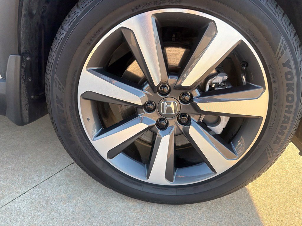 Used 2023 Honda Pilot Elite image 14