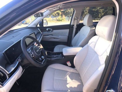 New 2025 Kia Sorento SX image 11