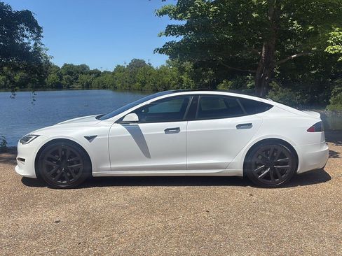 Used 2022 Tesla Model S AWD/4WD image 10