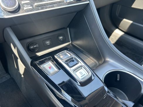 Used 2022 Hyundai Sonata SEL w/ Cargo Package image 13