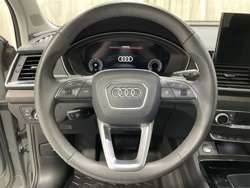 Used 2023 Audi Q5 2.0T Premium Plus w/ Premium Plus Package AWD/4WD image 11