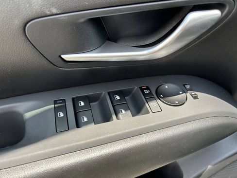 Certified 2025 Hyundai Tucson SE AWD/4WD image 20