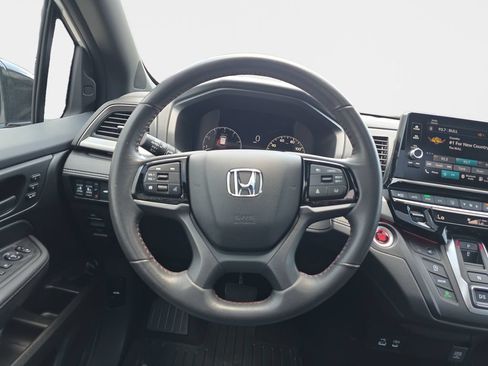 Certified 2025 Honda Odyssey Sport-L image 11