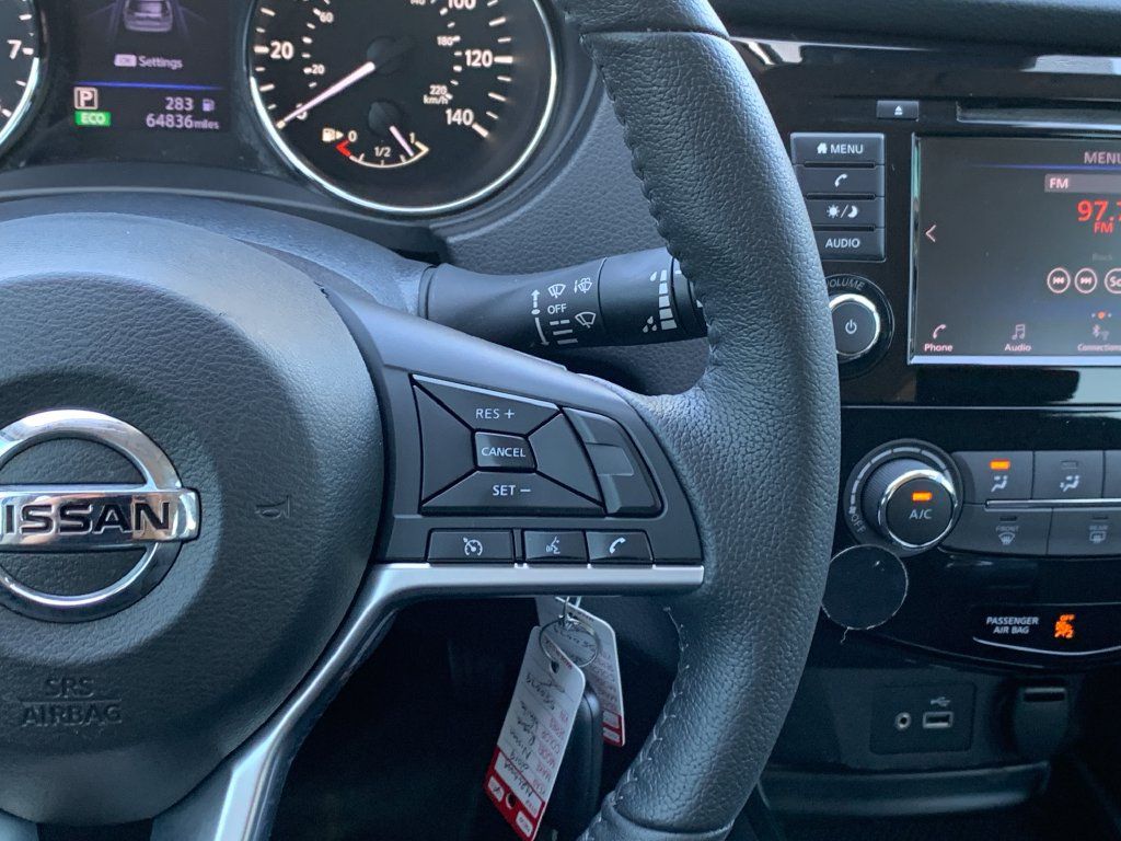 Used 2019 Nissan Rogue S w/ Special Edition Package FWD image 16