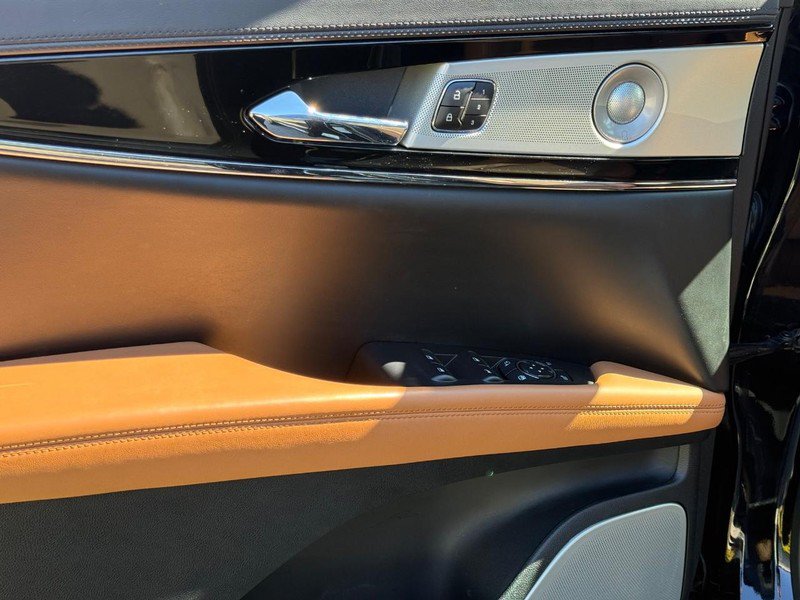 Certified 2023 Lincoln Nautilus Black Label w/ Class II Trailer Tow Package AWD/4WD image 23