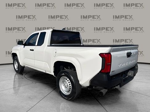 Used 2024 Toyota Tacoma SR image 3