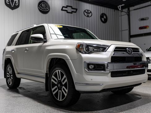 Used 2022 Toyota 4Runner Limited image 8