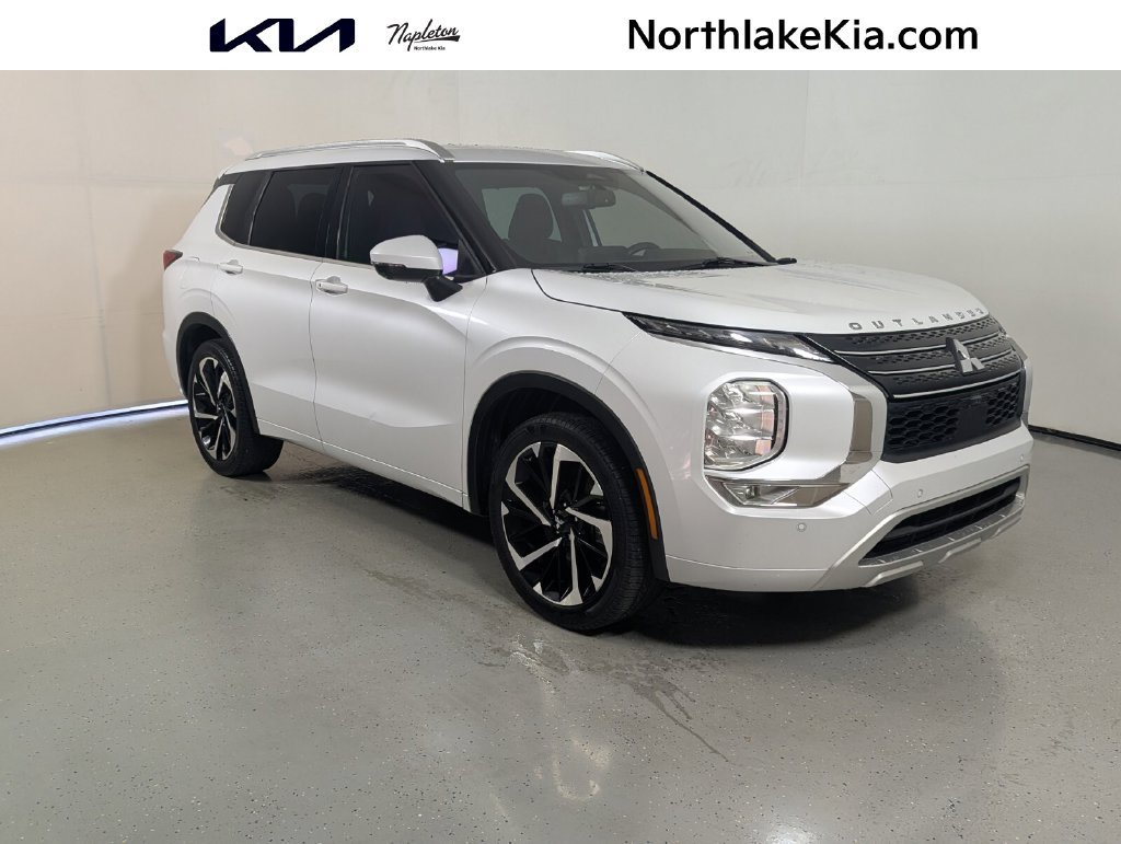 Used 2022 Mitsubishi Outlander SEL FWD image 1