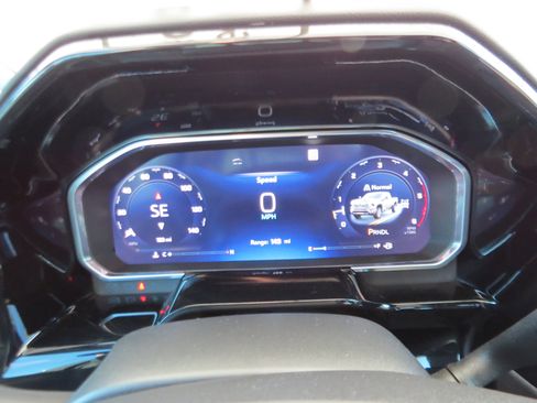 New 2026 Chevrolet Silverado 2500 High Country w/ Technology Package AWD/4WD image 25
