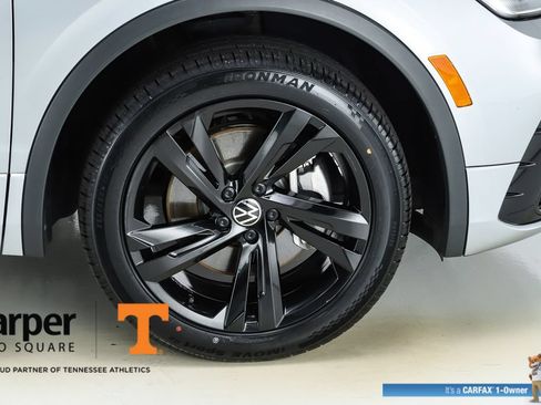 Used 2024 Volkswagen Tiguan SE R-Line FWD image 14
