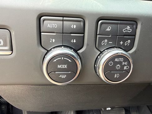 Used 2025 GMC Sierra 1500 Denali Ultimate AWD/4WD image 7