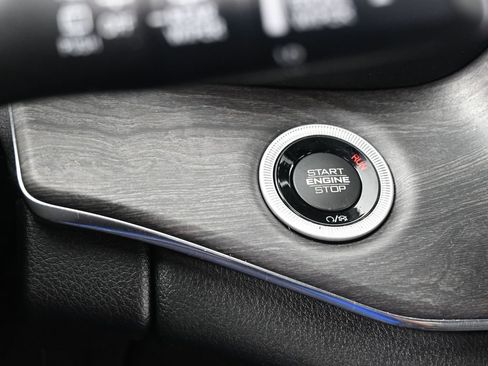 Used 2023 Jeep Grand Cherokee Overland w/ Luxury Tech Group IV image 32