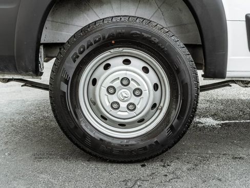 Used 2023 RAM ProMaster 2500 image 24