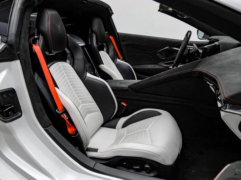 Used 2023 Chevrolet Corvette Z06 w/ Z07 Performance Package image 66