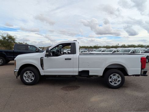 New 2026 Ford F250 XLT image 2