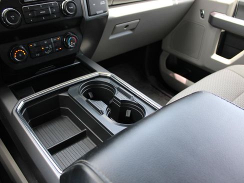 Used 2019 Ford F250 XLT w/ XLT Premium Package AWD/4WD image 31