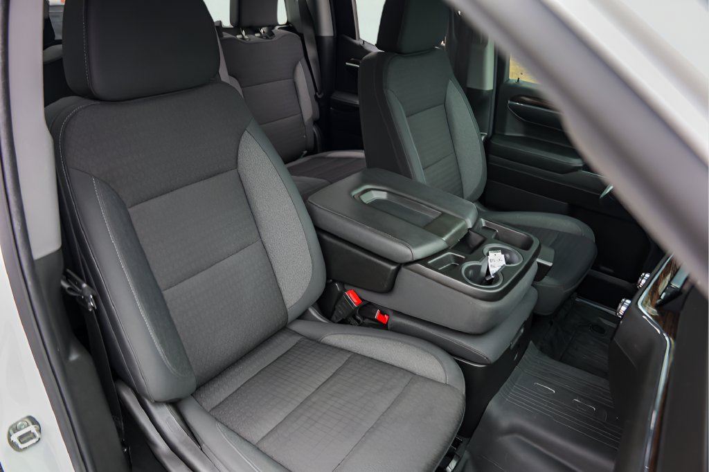Used 2024 GMC Sierra 1500 Elevation RWD image 30