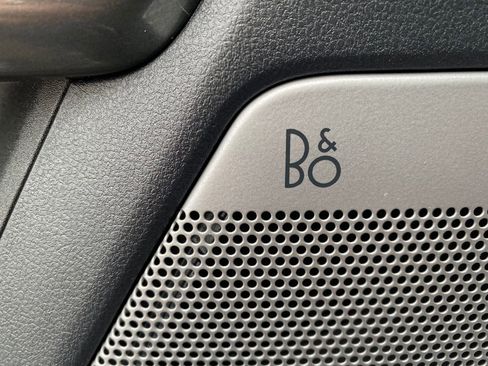 Used 2023 Ford F150 Lariat w/ Equipment Group 502A High image 16