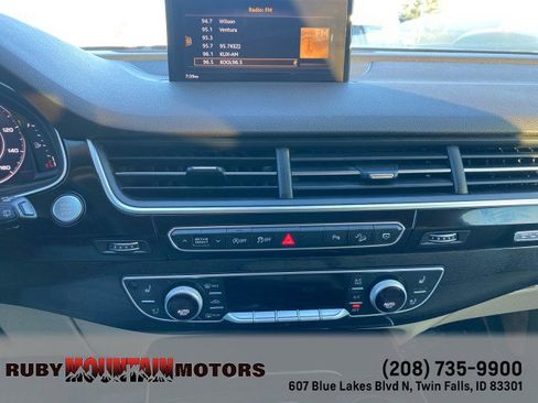 Used 2018 Audi Q7 3.0T Premium Plus AWD/4WD image 19