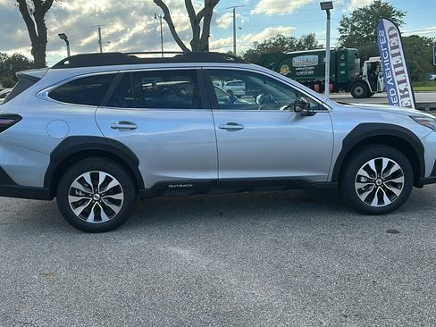 New 2025 Subaru Outback Limited image 27