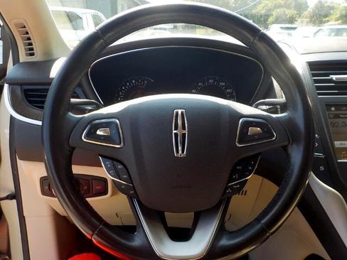 Used 2017 Lincoln MKC Reserve image 14