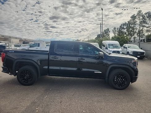 Used 2023 GMC Sierra 1500 Elevation AWD/4WD image 17
