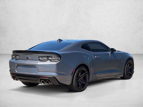 Used 2021 Chevrolet Camaro SS RWD image 5