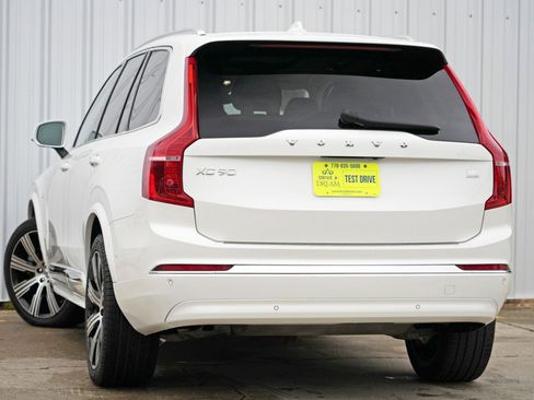 Used 2024 Volvo XC90 T8 Plus w/ Protection Package Premier image 6