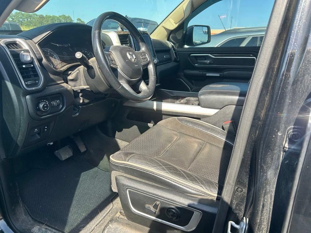 Used 2020 RAM 1500 Laramie RWD image 11