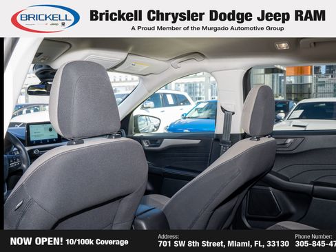 Used 2022 Ford Escape SE image 17