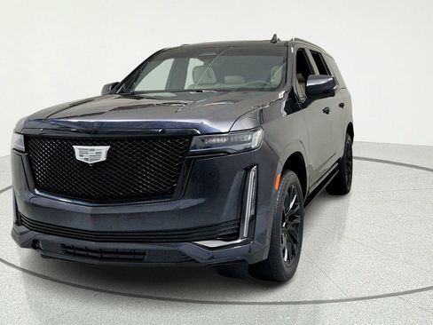 Certified 2024 Cadillac Escalade Sport w/ LPO, ONYX Package AWD/4WD image 8