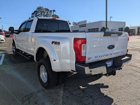 Used 2017 Ford F350 Lariat w/ FX4 Off-Road Package image 6