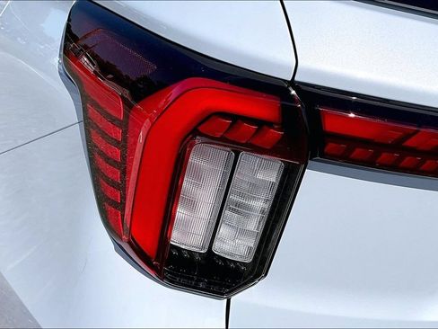 New 2026 Ford Explorer Active w/ Active Comfort Package AWD/4WD image 27