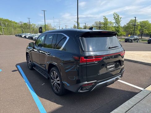 New 2026 Lexus LX 700h Luxury AWD/4WD image 8
