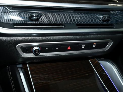 Used 2024 BMW X6 xDrive40i image 42