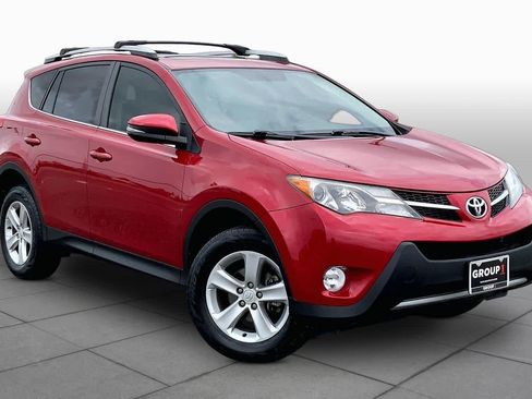 Used 2013 Toyota RAV4 XLE image 3