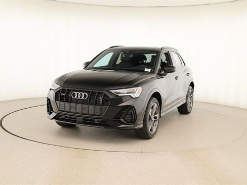 New 2025 Audi Q3 2.0T Premium image 12